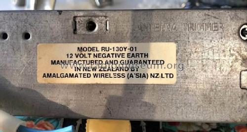 Clarion Push Button Car Radio RU-130Y-01; Amalgamated Wireless (ID = 3173673) Car Radio