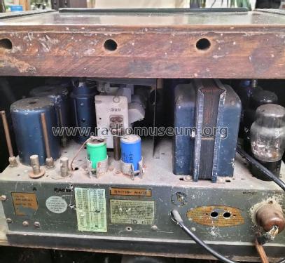 Radiola 255; Amalgamated Wireless (ID = 3175343) Radio