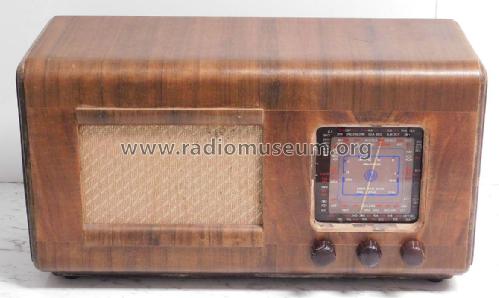 Radiola 515M; Amalgamated Wireless (ID = 2230331) Radio