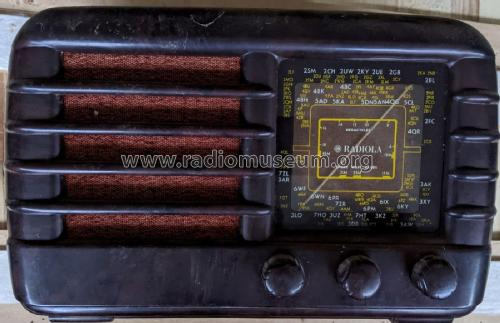 Radiola 525M; Amalgamated Wireless (ID = 2764375) Radio