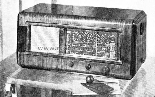 Radiola 612T; Amalgamated Wireless (ID = 2309678) Radio