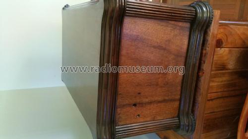 Radiola Battery 6 C54; Amalgamated Wireless (ID = 2116724) Radio