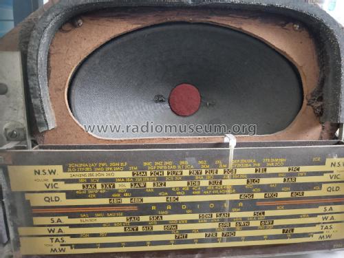 Radiola Champion 5 527MA; Amalgamated Wireless (ID = 2545162) Radio