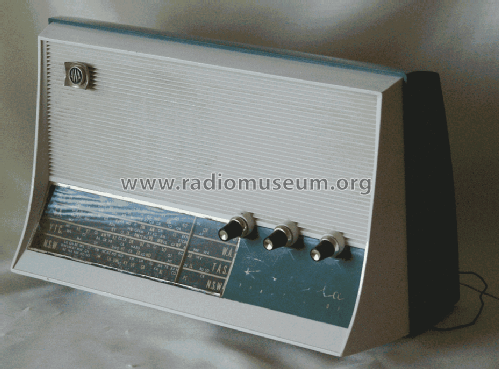 Radiola Eight Transistor B23; Amalgamated Wireless (ID = 1439259) Radio