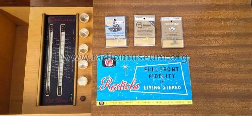 Radiola Red Shoes DZ221; Amalgamated Wireless (ID = 3198953) Radio