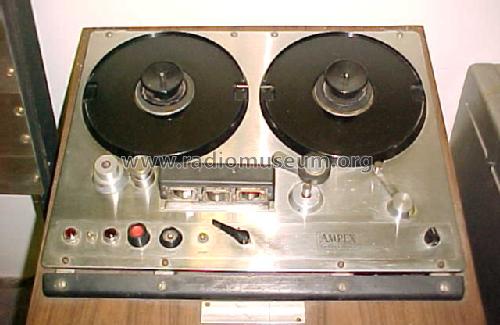 Tape Recorder 300-4; Ampex; San Carlos, (ID = 1484482) R-Player