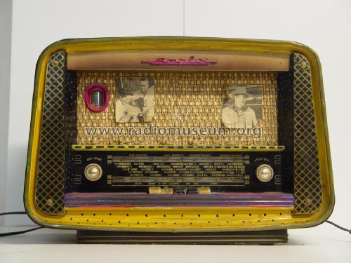 Berry ; Amplix CGTVE; Paris (ID = 1938059) Radio