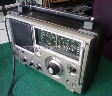 Multi-Band Receiver 6010; Amstrad; London (ID = 2832546) Radio