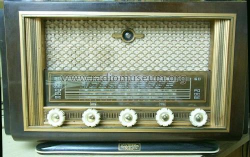 Adagio Cadre ; Antena; Paris (ID = 1683782) Radio