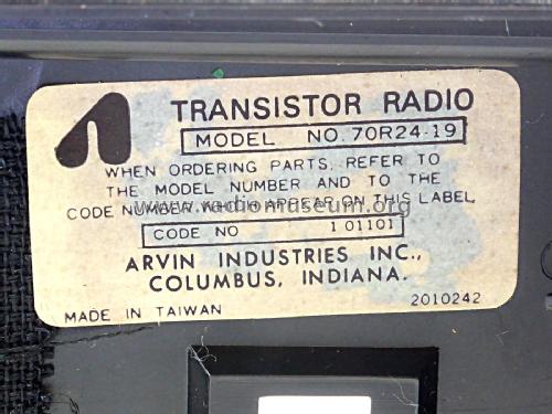 AM/FM 70R24-19; Arvin, brand of (ID = 2611243) Radio