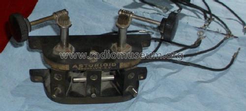 Triple Coil Mount ; Asterloid Company, (ID = 1596669) Radio part