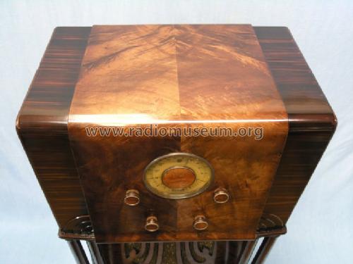 110 AC; Astor brand, Radio (ID = 1270178) Radio