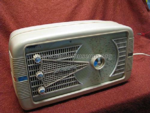 DNQ; Astor brand, Radio (ID = 2011144) Radio