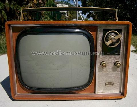 Royal R11P/7 ; Astor brand, Radio (ID = 1102145) Televisore