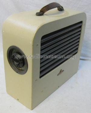 De Luxe Portable CJ; Astor brand, Radio (ID = 2920260) Radio