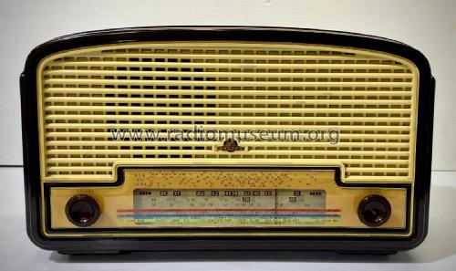 PQ; Astor brand, Radio (ID = 2967349) Radio