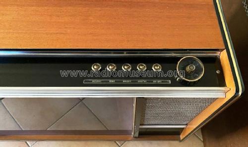 Royal 25' Astor R51G/5A-CH Ch= Series 5A; Astor brand, Radio (ID = 2652373) TV-Radio
