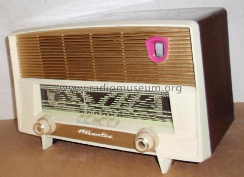 A82A /05; Atlantic; Paris (ID = 1837282) Radio