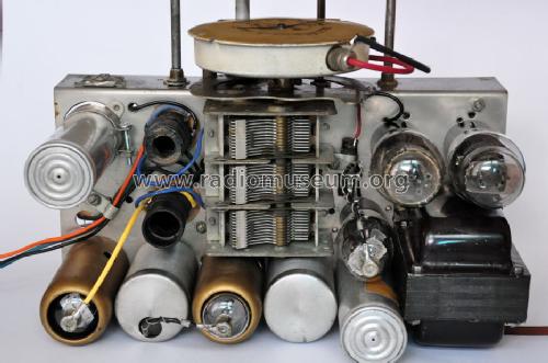 145 ; Atwater Kent Mfg. Co (ID = 1302690) Radio