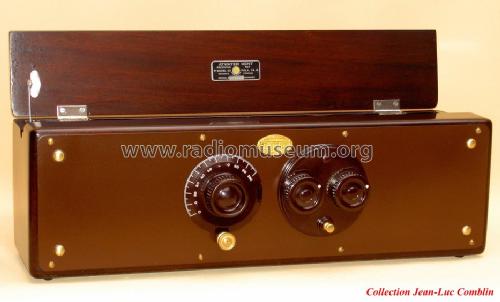 8000 Model 30; Atwater Kent Mfg. Co (ID = 464204) Radio