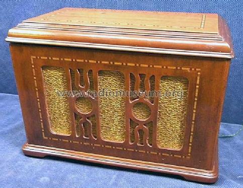 555 Music Box; Atwater Kent Mfg. Co (ID = 906720) Radio