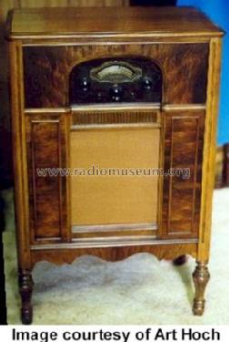 70 Console; Atwater Kent Mfg. Co (ID = 56246) Radio