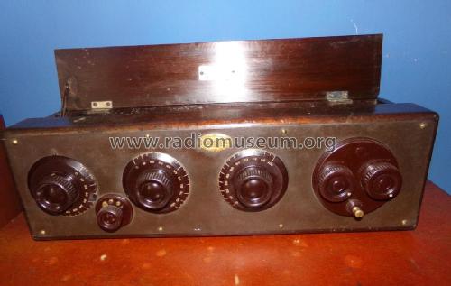 7960 Model 20 Compact; Atwater Kent Mfg. Co (ID = 2388794) Radio