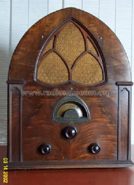 84 Golden Voice; Atwater Kent Mfg. Co (ID = 51430) Radio