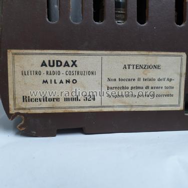 524; Audax; Milano (ID = 2551498) Radio