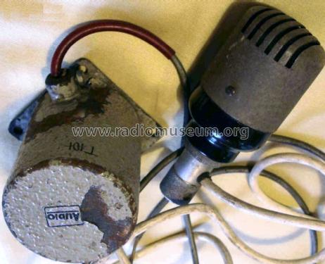 Dynamic Microphone TB-113; Audio Kino és (ID = 1442606) Microphone/PU