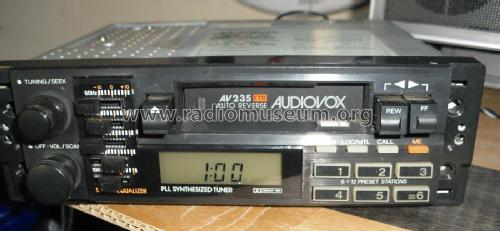 AV-235; Audiovox Corporation (ID = 2839070) Autoradio