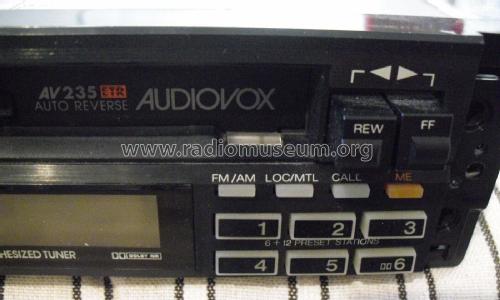 AV-235; Audiovox Corporation (ID = 2839072) Car Radio