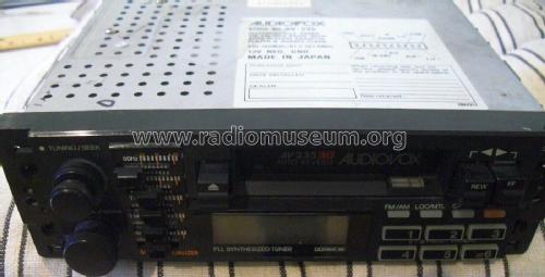 AV-235; Audiovox Corporation (ID = 2839073) Car Radio