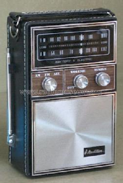 Solid State FM/AM Portable Radio 2205-2; Audition; label of (ID = 1014826) Radio