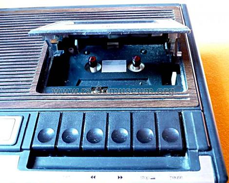 Radio-Cassetten-Recorder ; Auritone brand - see (ID = 1425554) Radio