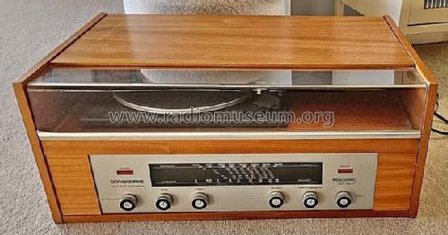 Glynbourne Solid State Stereophonic ; Autocrat Radio Ltd.; (ID = 3165814) Radio