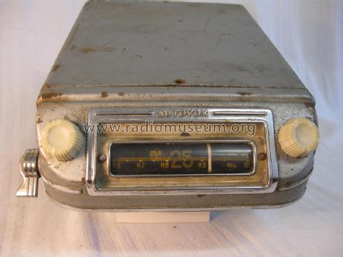 RA2/C12; Autovox SPA; Roma (ID = 2633496) Car Radio