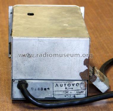 RA39; Autovox SPA; Roma (ID = 2201297) Car Radio
