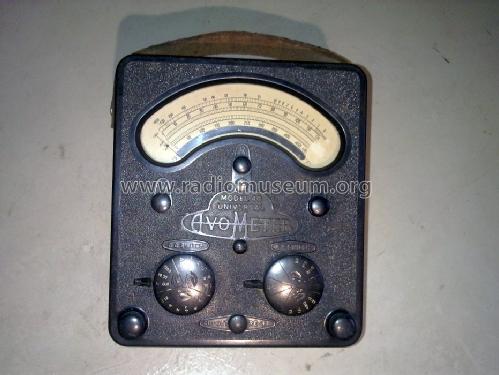 Universal AvoMeter Model 40; AVO Ltd.; London (ID = 1093146) Equipment