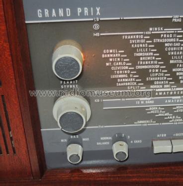 Grand Prix Present Stereo 608; Bang & Olufsen B&O; (ID = 1638592) Radio