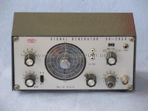 Signal Generator SG-2030; Belco, Tokyo (ID = 2241687) Ausrüstung