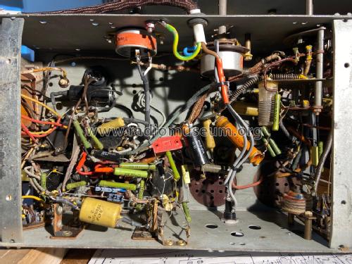 Radiobell 44 ; Bell Telephone Mfg. (ID = 3114716) Radio