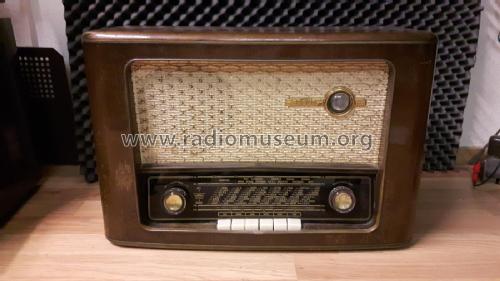 222 UK ; Braun; Frankfurt (ID = 2054401) Radio
