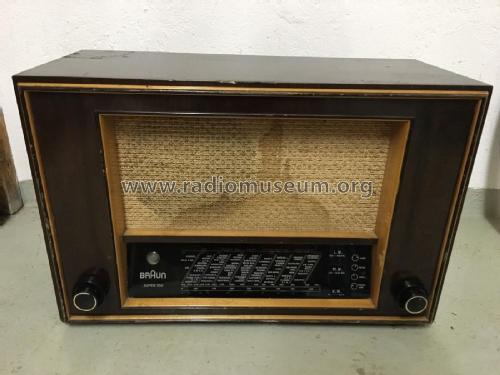 550W; Braun; Frankfurt (ID = 2036100) Radio