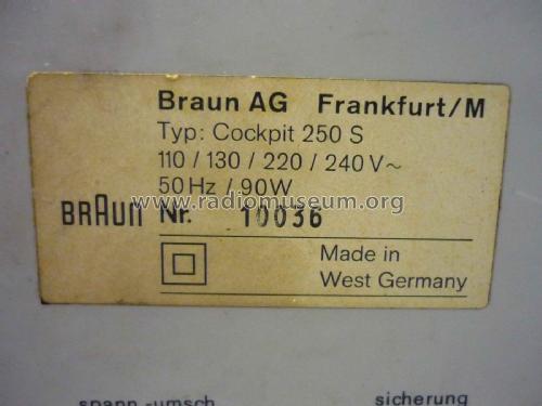 cockpit 250S; Braun; Frankfurt (ID = 2394871) Radio