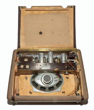 Commodore 52 ; Braun; Frankfurt (ID = 3179808) Radio