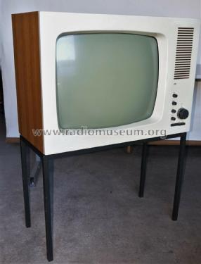 FS6; Braun; Frankfurt (ID = 2690407) Television