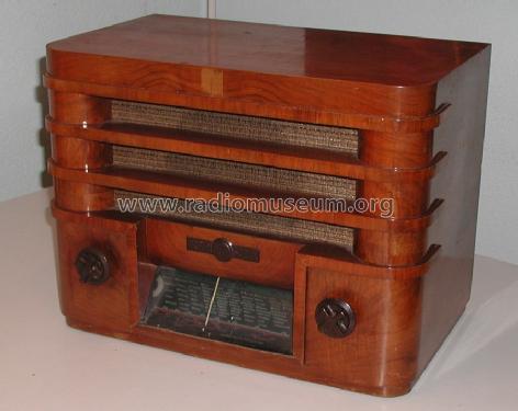 Super 7W; Braun; Frankfurt (ID = 1092093) Radio