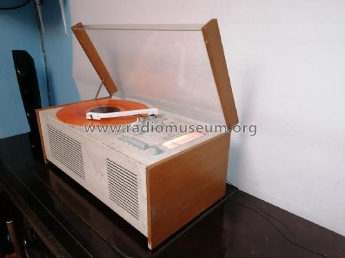 Phonosuper 'Schneewittchensarg' SK6 Ch= RC4; Braun; Frankfurt (ID = 2766982) Radio