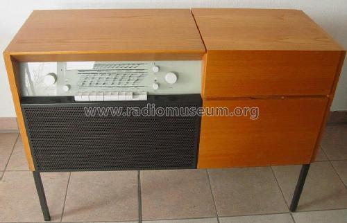Stereo-Anbau-Musikschrank RS10W Stereo Ch= RC81C; Braun; Frankfurt (ID = 1793806) Radio